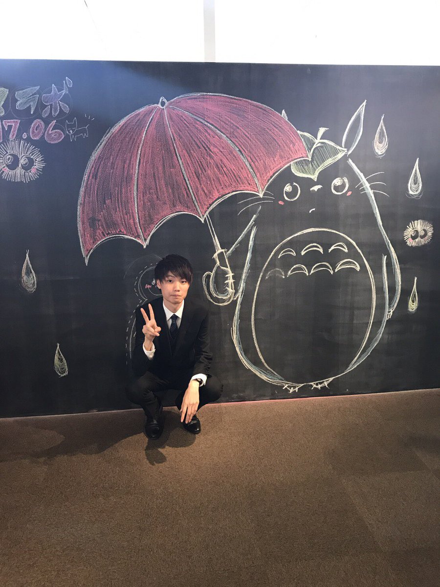 Yoshiki 今友達がソフトバンクのインターンで働いてて 携帯乗り換えとか機種変更したかったらiphone 7とかにできて安くなるので もしよかったら連絡して 解約金とかデータの引き継ぎもやってくれるらしい 相談だけでも詳細聞きたい人はdm来てください