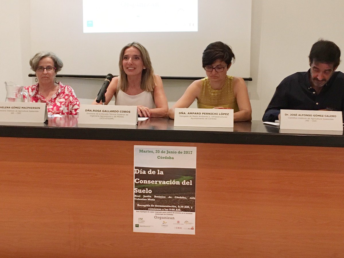 ETSIAMCordoba's tweet photo. Comienza la jornada por el Día Conservación del Suelo con el acto de inauguración a cargo de Directora #ETSIAM @RosaGallardo15 https://t.co/0XPpXY46ub