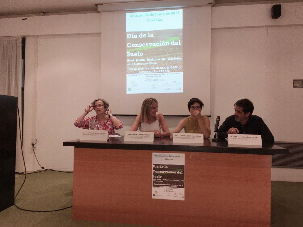 ETSIAMCordoba's tweet photo. Comienza la jornada por el Día Conservación del Suelo con el acto de inauguración a cargo de Directora #ETSIAM @RosaGallardo15 https://t.co/0XPpXY46ub