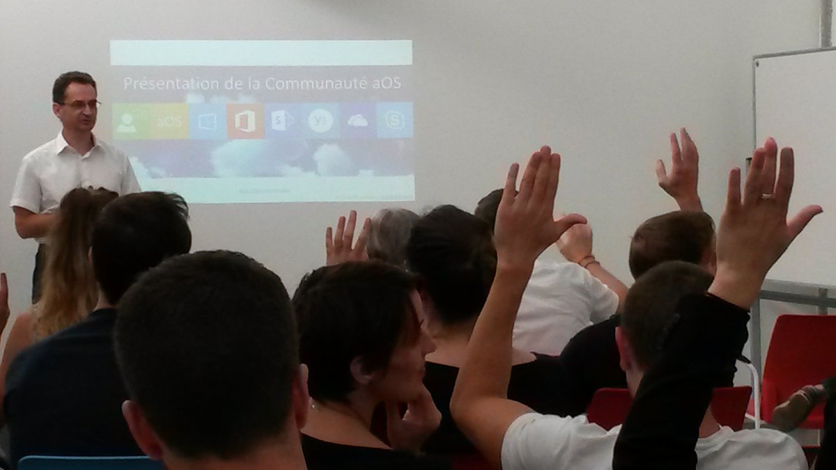 YnovToulouse's tweet photo. Notre campus accueille ce jour La communauté aOS #Microsoft #azure #Office365 #SharePoint @Nintex @aerownews @K2France 💻🌐👍💙 https://t.co/IUtMCBKpeR
