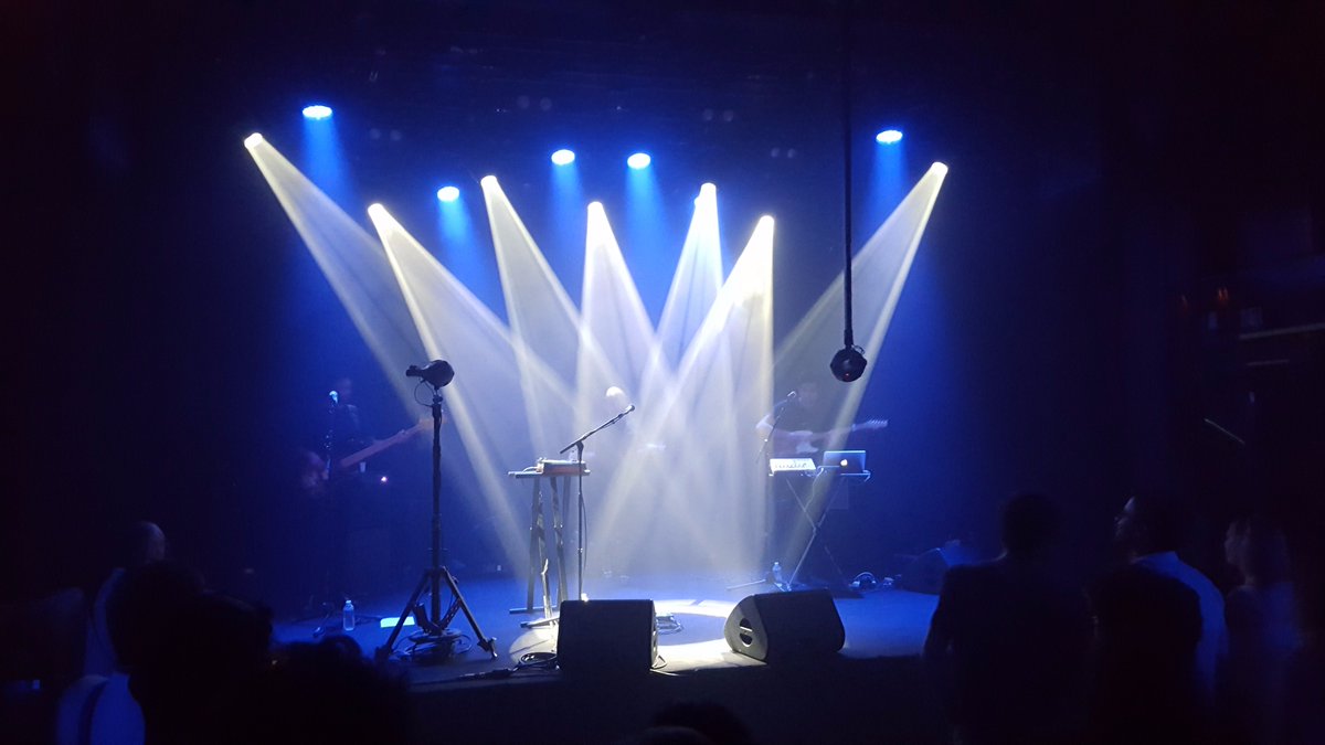 rvfrance's tweet image. Nous étions au @FlowParis pour le concert de @Ollebirde retransmit en live 360° par @Moove_Studio ! urlz.fr/5qAT