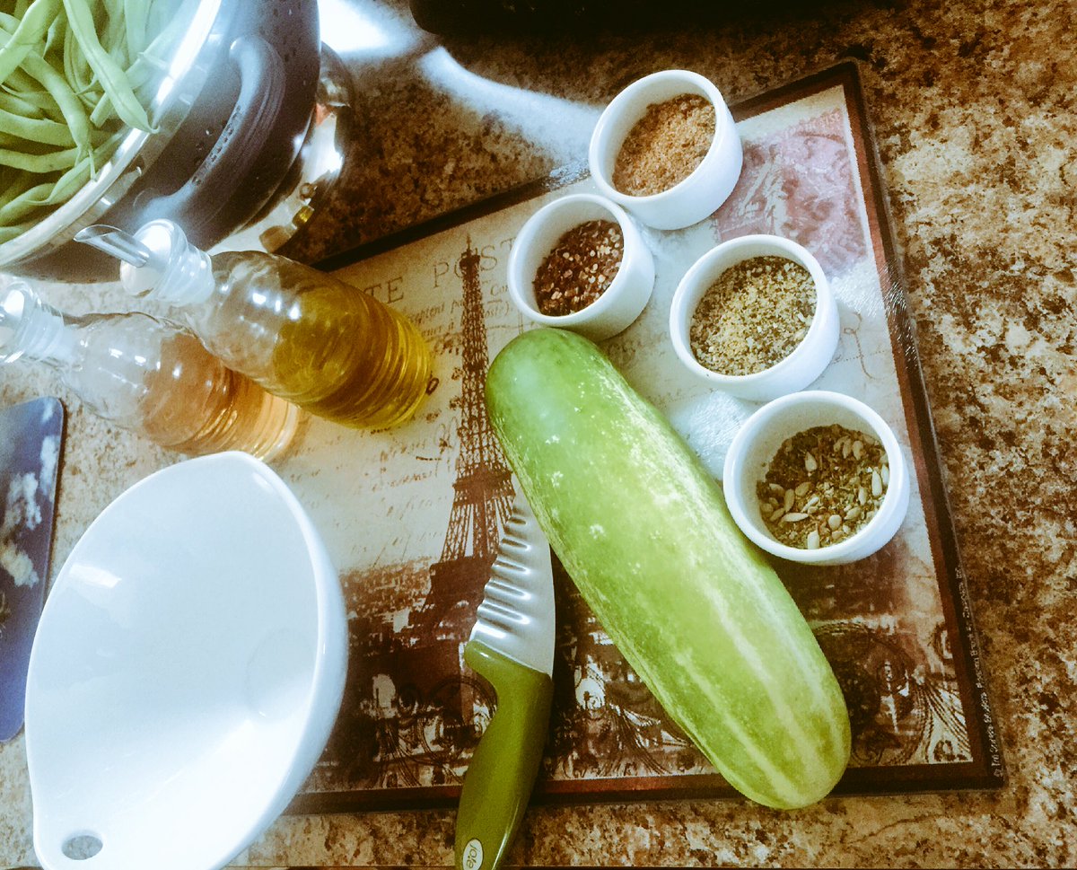 Distracted2013's tweet photo. Because Flavor Is Everything #Recipes #Getlostwithdeecookfit https://t.co/Px96ccjfns