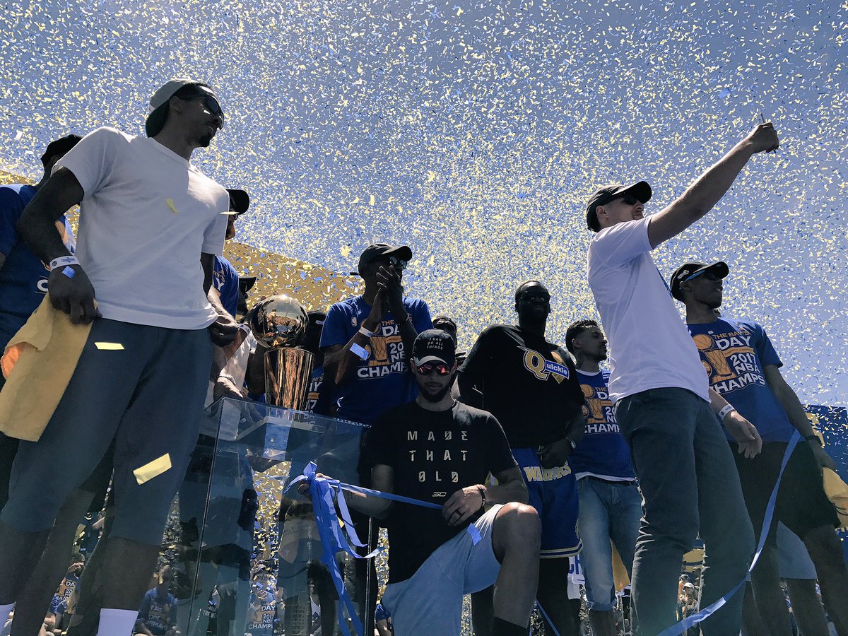StephenCurry30's tweet photo. "We gon be Shampionship!" https://t.co/nHQgI4rfyP