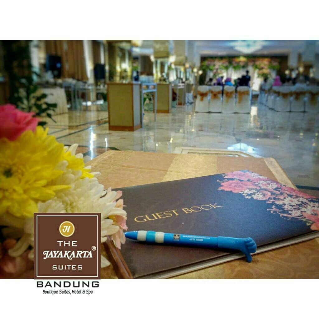 JayakartaBdg's tweet photo. Your wedding venue is more than just a settings, it's place where memories are made.
 So set the date then let your imagination take over ! https://t.co/aWQKyK8NLq