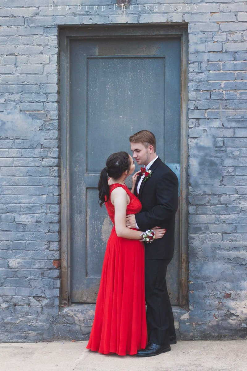 dewdropphoto's tweet photo. It's been a good while since I've posted on my Twitter account. Here's my fav. shots from the few prom shoots I was able to do this season💞 https://t.co/r9vVCNuNWw