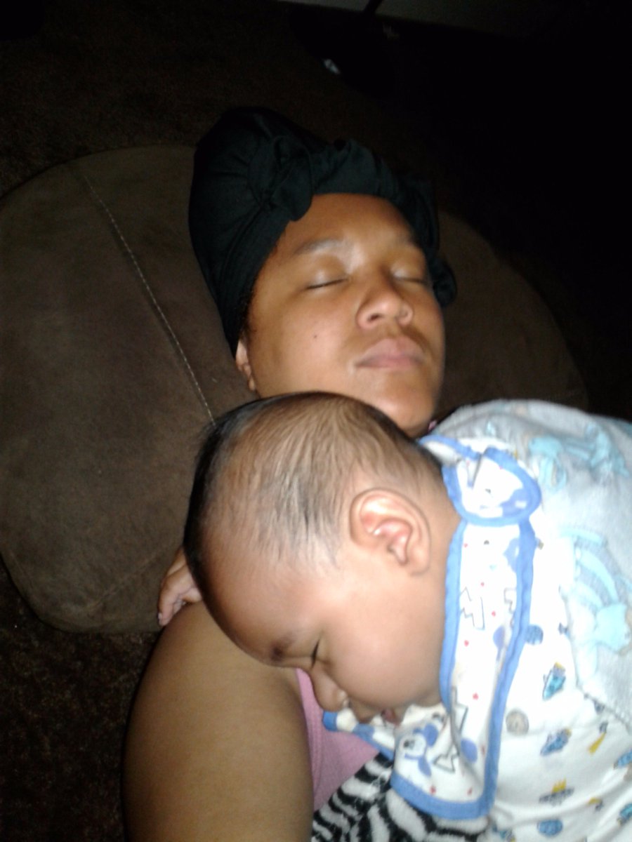 NasiaGyrlNae's tweet photo. #lp from 6/3 #goodnight nightnight #headsinbeds #everybodygonightnight #cuzzo #cuzcuz #cousin #cousins #sleep #babysittersclub #babysitting https://t.co/LMPHRmxDhb