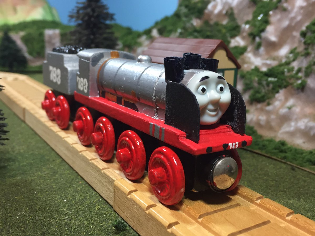 HTJTMattTTTE's tweet photo. He's finally done! I have to say I'm incredibly proud of this Merlin custom ☺️ #HTJTCustoms https://t.co/bfblqz2Jpt