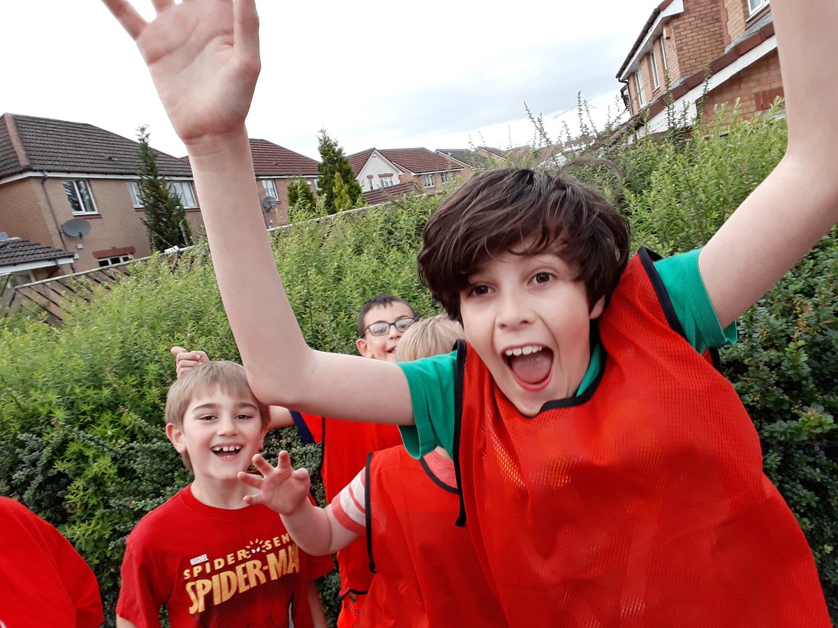 ButlerCaptain's tweet image. Well done Sam Butler for organising a 5 mile run / walk to victims of the recent terror attacks. £400+ raised so far! @SteppsPrimary