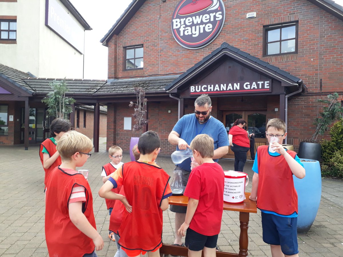 ButlerCaptain's tweet image. Well done Sam Butler for organising a 5 mile run / walk to victims of the recent terror attacks. £400+ raised so far! @SteppsPrimary