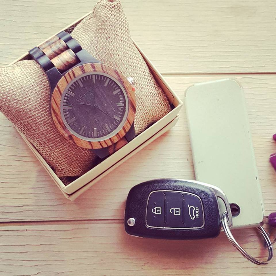 NicciZa's tweet photo. Time for work.
https://t.co/KsfHBbpFsn
#woodzeeza #watchformen #woodenwatch #wood #watch #formen #giftsforhim https://t.co/hc3Lca6guQ