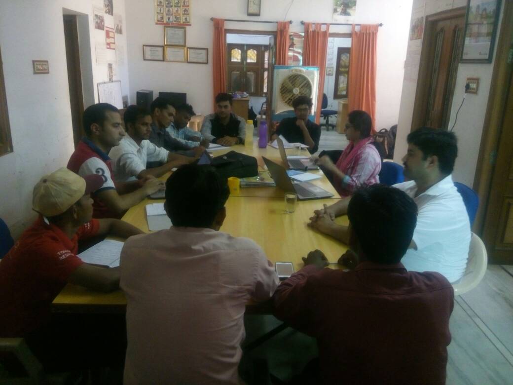 ASK_Newsfeed's tweet photo. ASK is in Dungarpur #Rajasthan, with @stc_india team, undertaking a study 2 assess time &amp; money spent on accessing #SocialProtectionSchemes https://t.co/61427Z1DeD