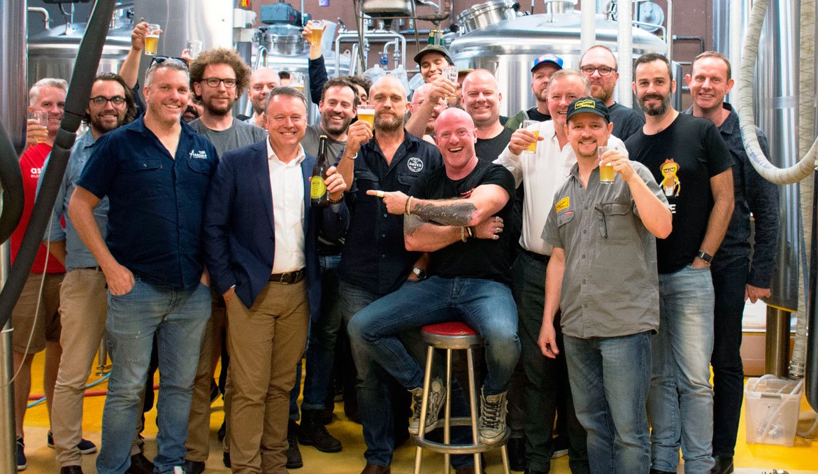 NEW TODAY: <a href="/AlboMP/">Anthony Albanese</a> secures bipartisan support for fairer treatment of &amp; greater govt support for small brewers – craftypint.com/news/1548/Is_T…