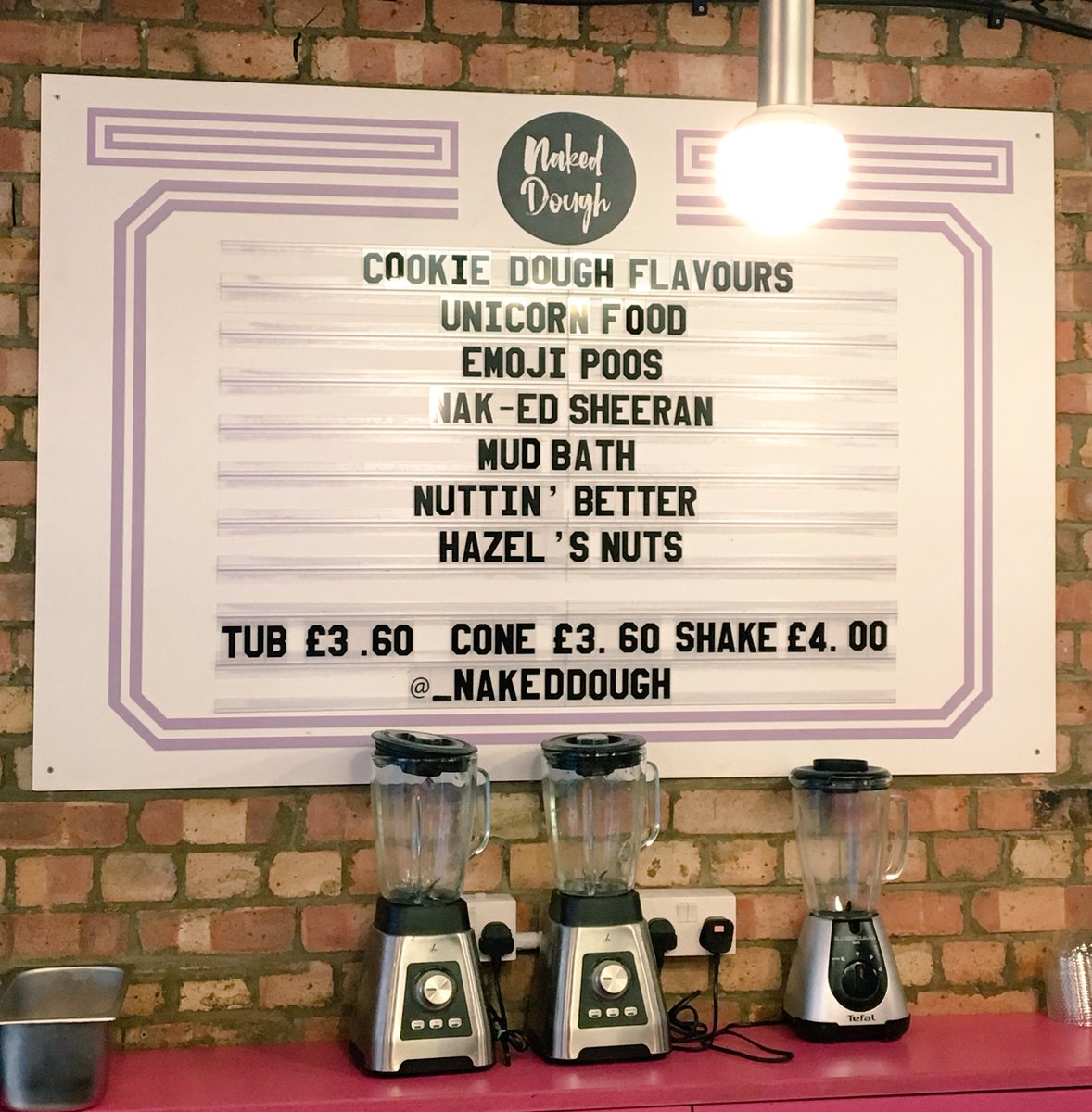 Have you ever heard of anything more delicious? ❤️💩🦄 Nothing better than a Nuttin' Better &amp; a Mud Bath combo 🙌🏻 #foodie #cookiedough #popup