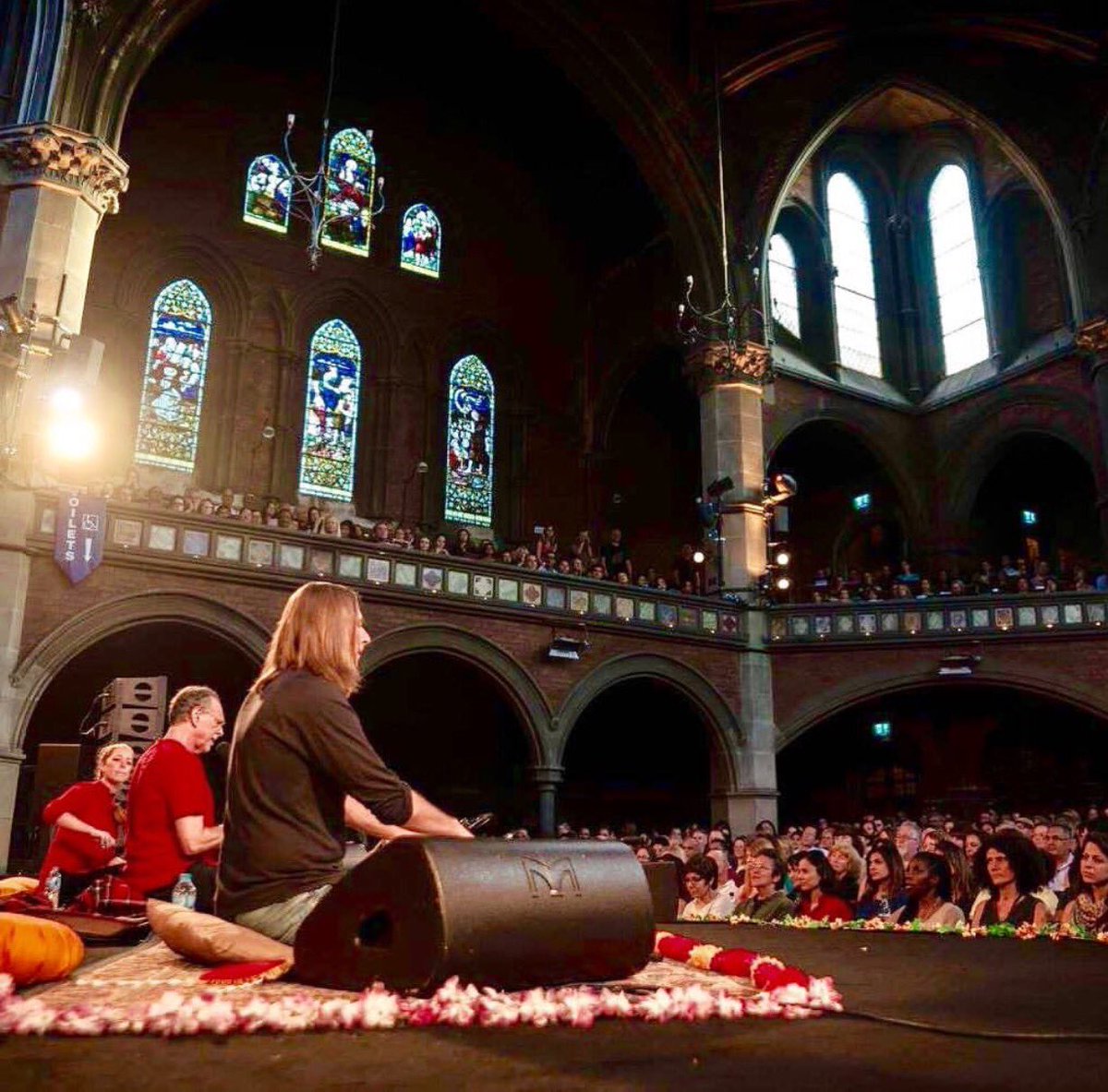 ArjunBruggeman's tweet photo. #London #KrishnaDas #Kirtan #Tablas @UnionChapelUK @mbsfestival https://t.co/V6LyGDTwJg