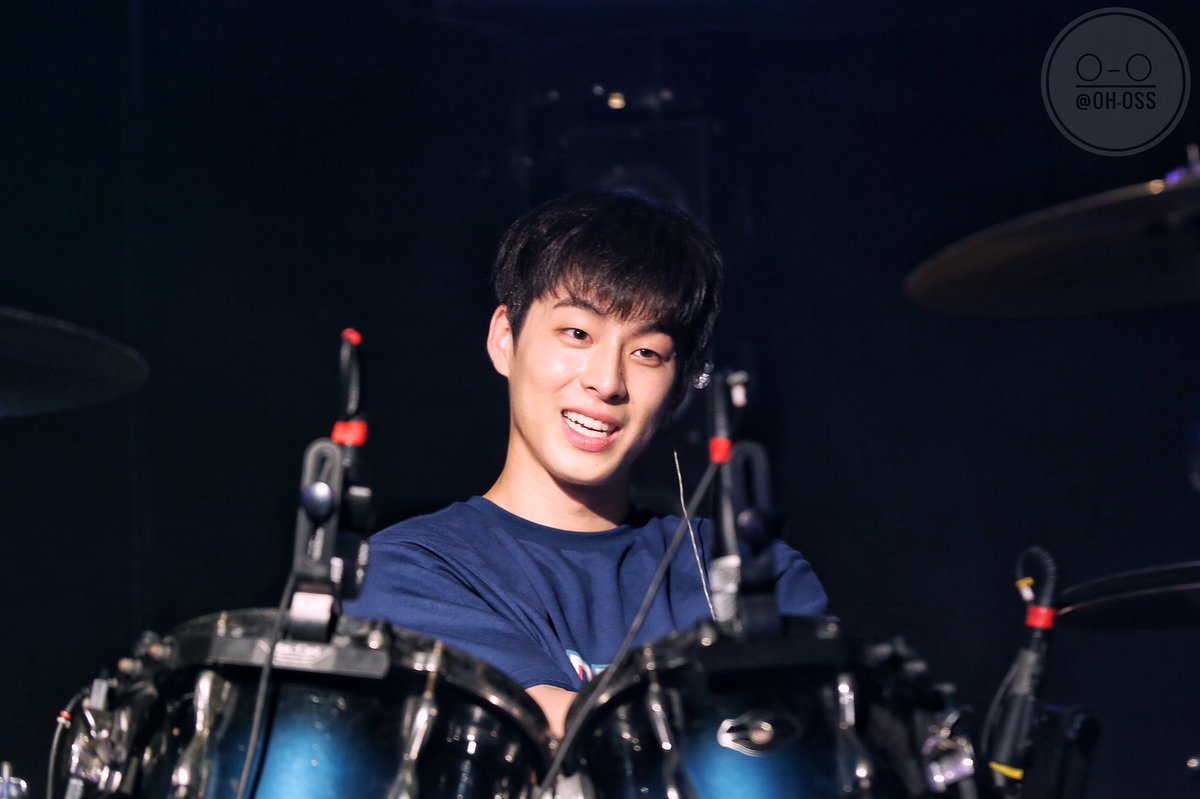 oh_oss's tweet photo. 📸20170616 I*PRISM*U #오승석 #승석 #허니스트 #HONEYST https://t.co/7J8uiYyDAW