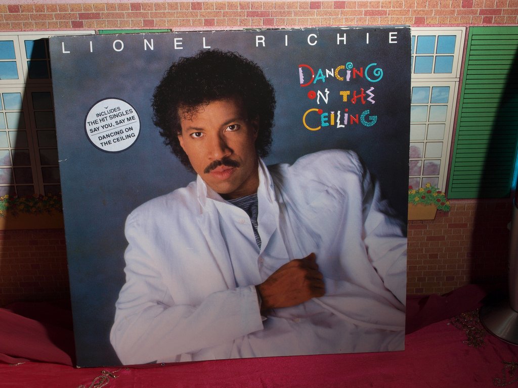 Happy Birthday Lionel Richie ! 68 Years Young! 