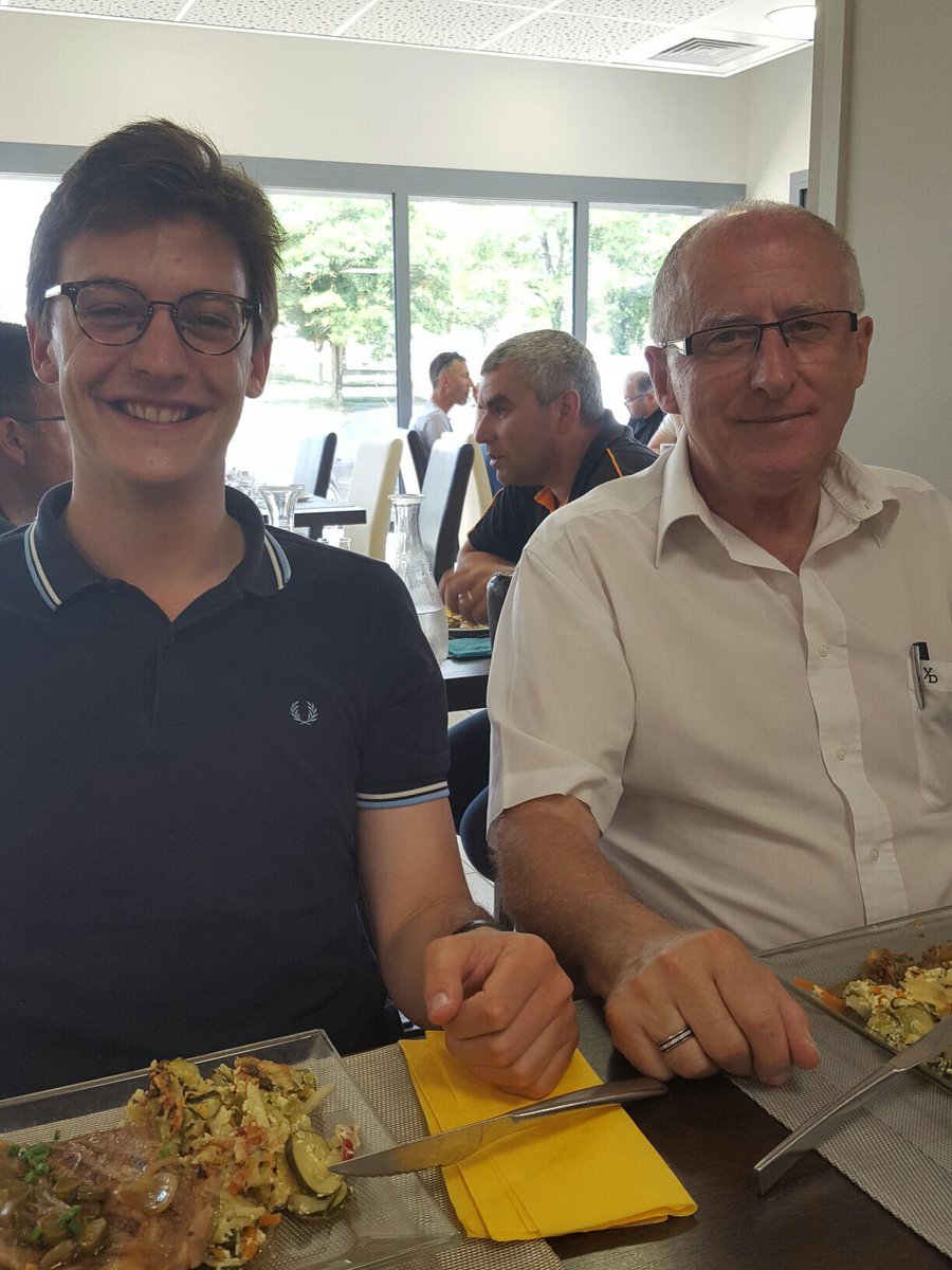 Au travail ! Déjeuner avec le Président de l' <a href="/APAJH/">Fédération APAJH</a> 86 à l'ESAT de Vivonne !