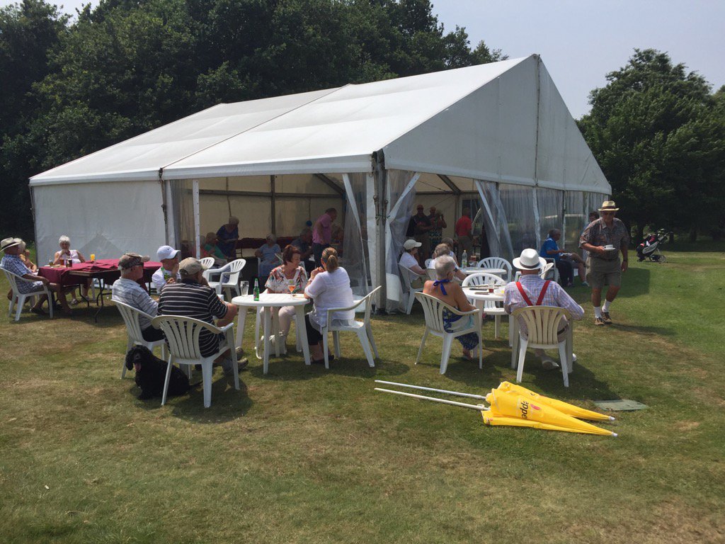 Fantastic day <a href="/PennGolfClub1/">Penn Golf Club</a> for the Lady Captain <a href="/Amanda_Bott/">Amanda</a> great weather and support ⛳️😁🍺thank you