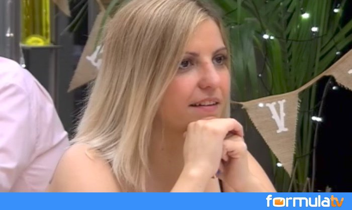 FormulaTV's tweet photo. Rappel se convierte en asesor de su hija en #FirstDates364... ¡Y su cita no lo reconoce! https://t.co/ZC5j0bJ83T https://t.co/hMDHlMsiMF