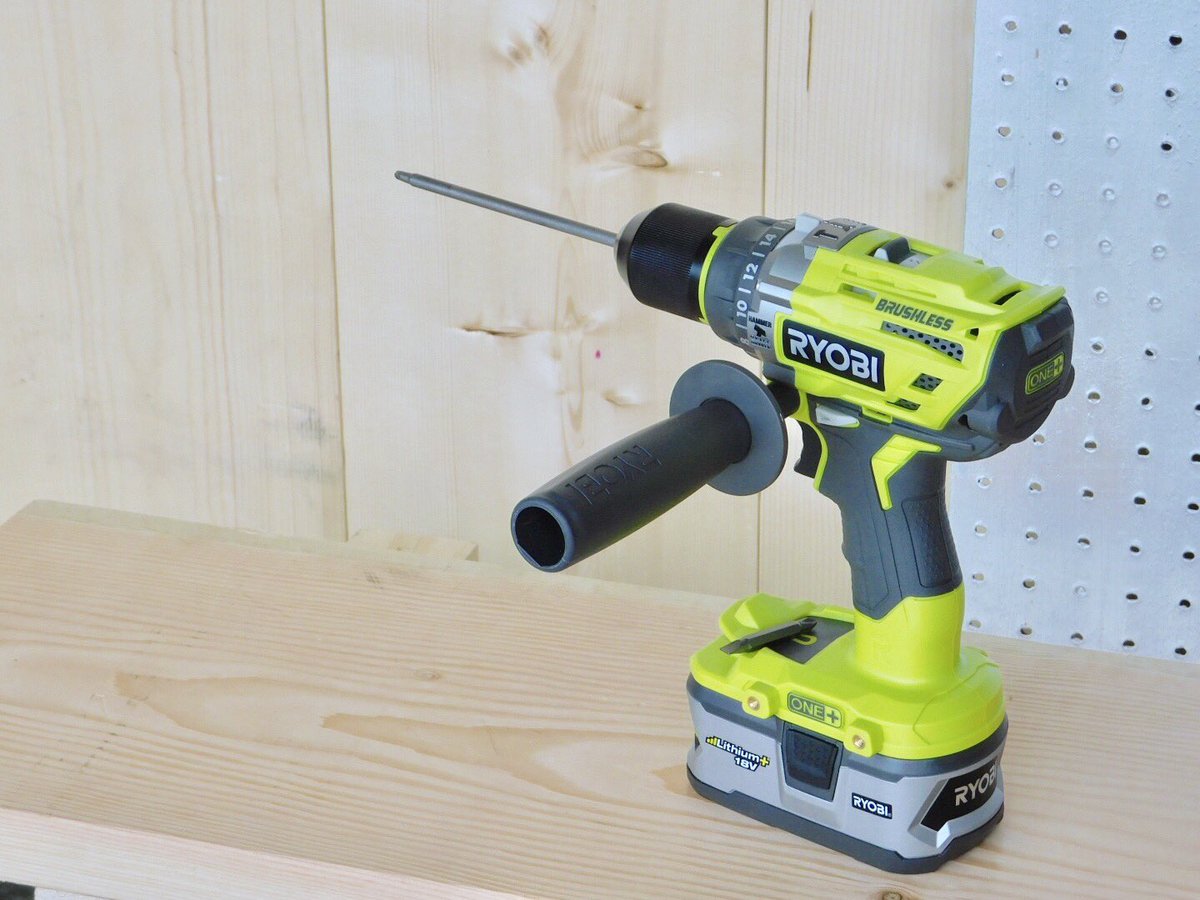smashingdiy's tweet image. Check out my full review on the @RYOBIpowertools 18V ONE+ Brushless Hammer Drill #THDProspective #ad handmade-haven.com/blogs/tool-rev…