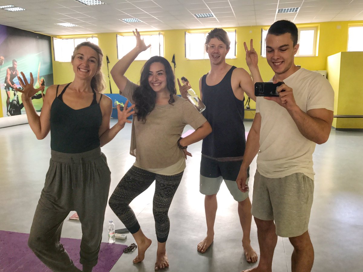dino_vucic's tweet image. Yoga Tuesday with the crew in full swing! 🙏 #FocusedFlow #MorningRituals #UpOnPurpose #ThankYouThankYouThankYou