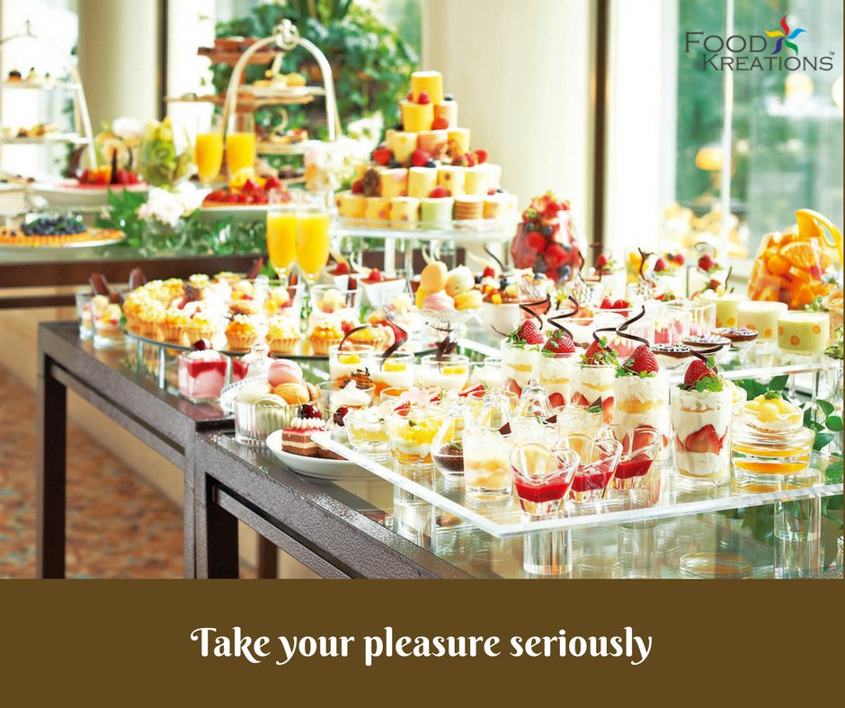 food_kreations's tweet photo. Dessert doesn't go to the stomach, it goes to the Heart.
#desertbuffet #dessert #yummy #weddings https://t.co/AQH6vGw2sH