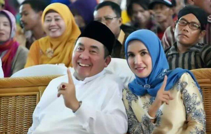 tuanpenyo's tweet photo. Sudah saatnya ada gerakan gubernur dukung hak angket😋😋😝😝 https://t.co/mET2YL8btz