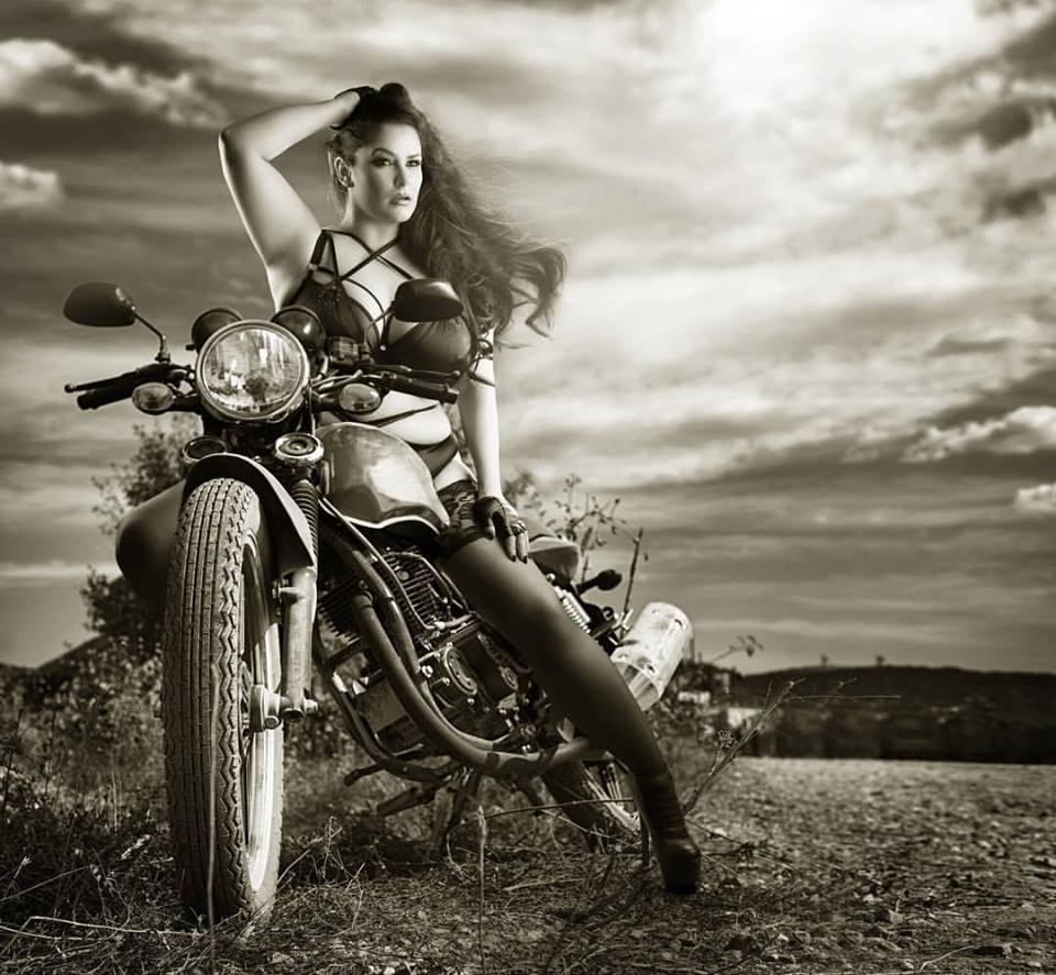 Great motoshot with Louise Varns in b/w - not find them so often fb.me/6lWYhyBxe