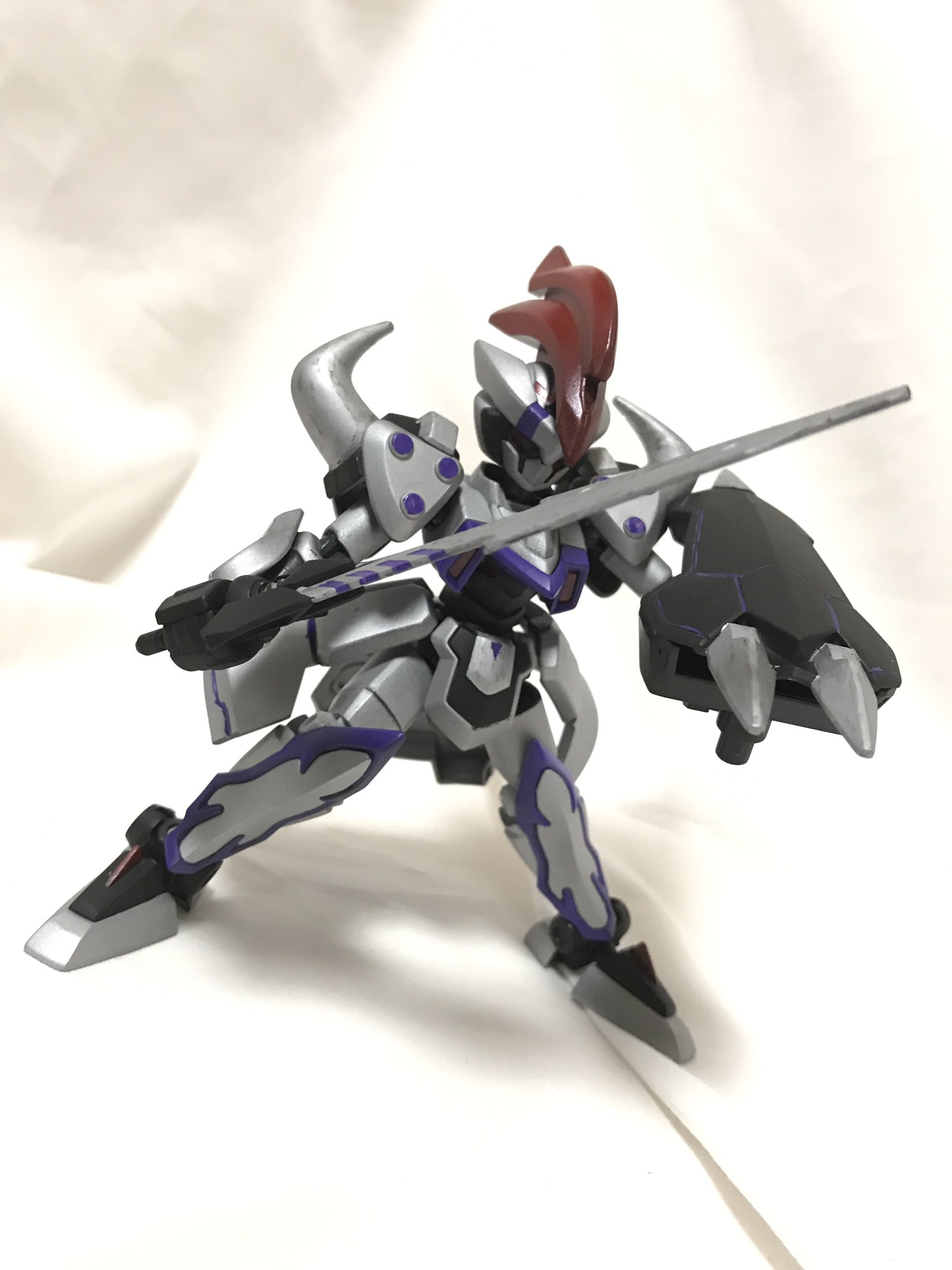 てーさん Tkc 喪中 武器は斧 鎌 銃として使える Sブラスター 剣は盾に収納した状態で殴ることも Lbx Lbxビルドファイターズ