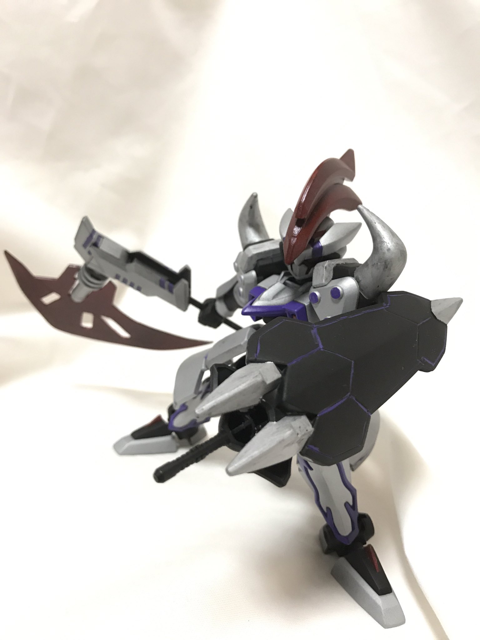 てーさん Tkc 喪中 武器は斧 鎌 銃として使える Sブラスター 剣は盾に収納した状態で殴ることも Lbx Lbxビルドファイターズ