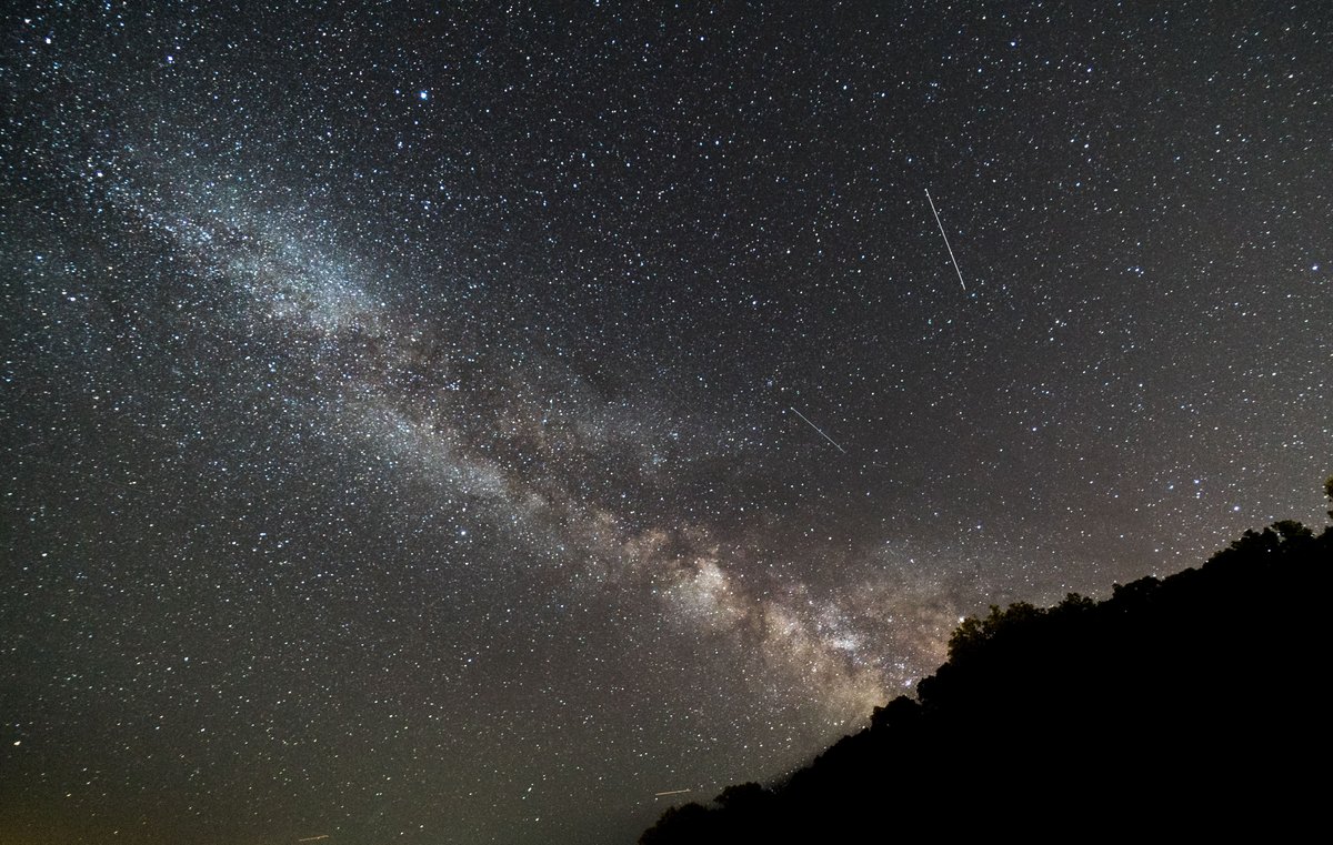WaRTeK's tweet photo. A chaque fois que j'en ai l'occasion, je me remet à faire de l'Astrophotographie. 🌌 https://t.co/kNBUSkewpb