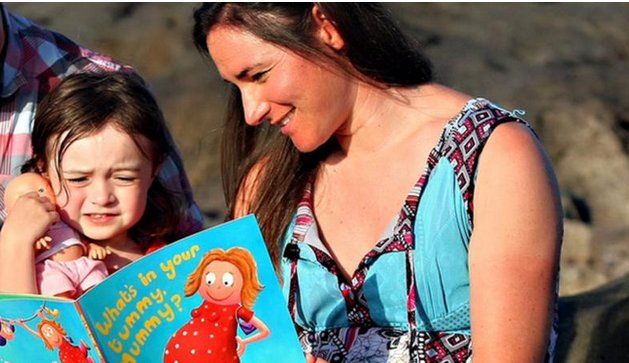 Athletes face a "minefield" when they return to elite sport after having a baby, Dame Sarah Storey says. #WSW2017

bbc.in/2ry6Srb