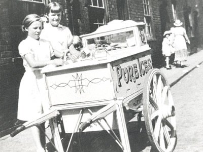 Truesyardmuseum's tweet photo. Could do with one of these today! #MuseumWeek #MWFood https://t.co/0TzHX85kk2