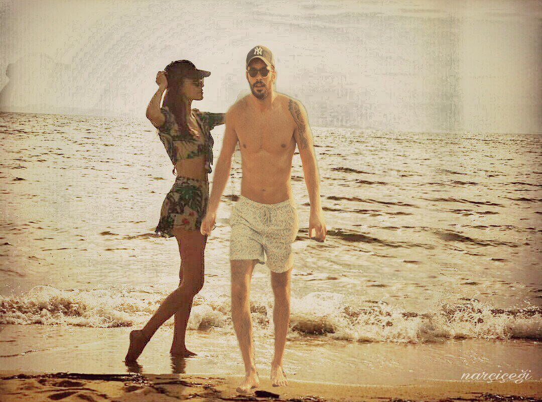 İyi ki hayatımdasın sevgilim ❤❤ <a href="/Defnetopal25/">Defne İplikçi</a>