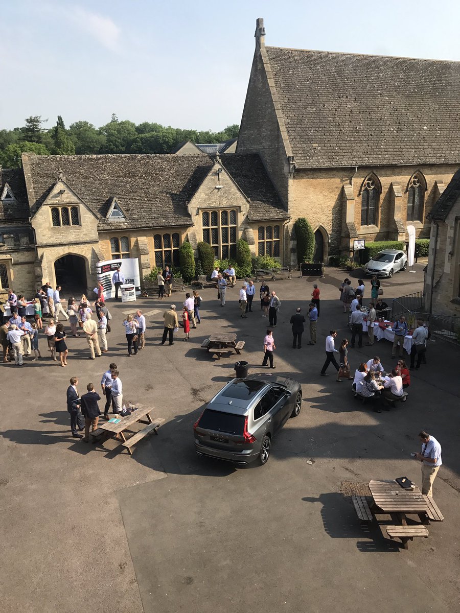 Prop_Litigator's tweet photo. Good turnout and a wonderful location for #ricsrural 2017. Looking forward to speaking on the Digital Economy Act 2017 and #phonemasts https://t.co/oSj9gP1m0G