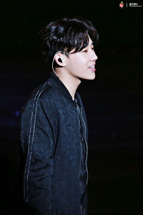 sunggyuonly's tweet photo. Kim Sung Kyu Lockscreen #KimSungKyu #InfiniteLockscreen #์ธํผ๋ํธ https://t.co/k6ijLZKTeC