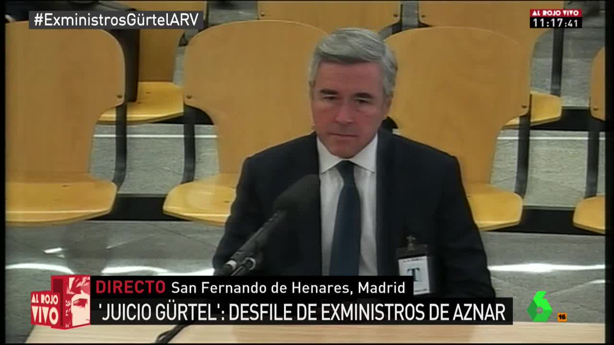 DebatAlRojoVivo's tweet photo. 🔴 Arenas desvincula a Bárcenas de cualquier relación con la contratación de empresas de Correa https://t.co/HhCFxvEcr4 https://t.co/JPqm9wdXkF