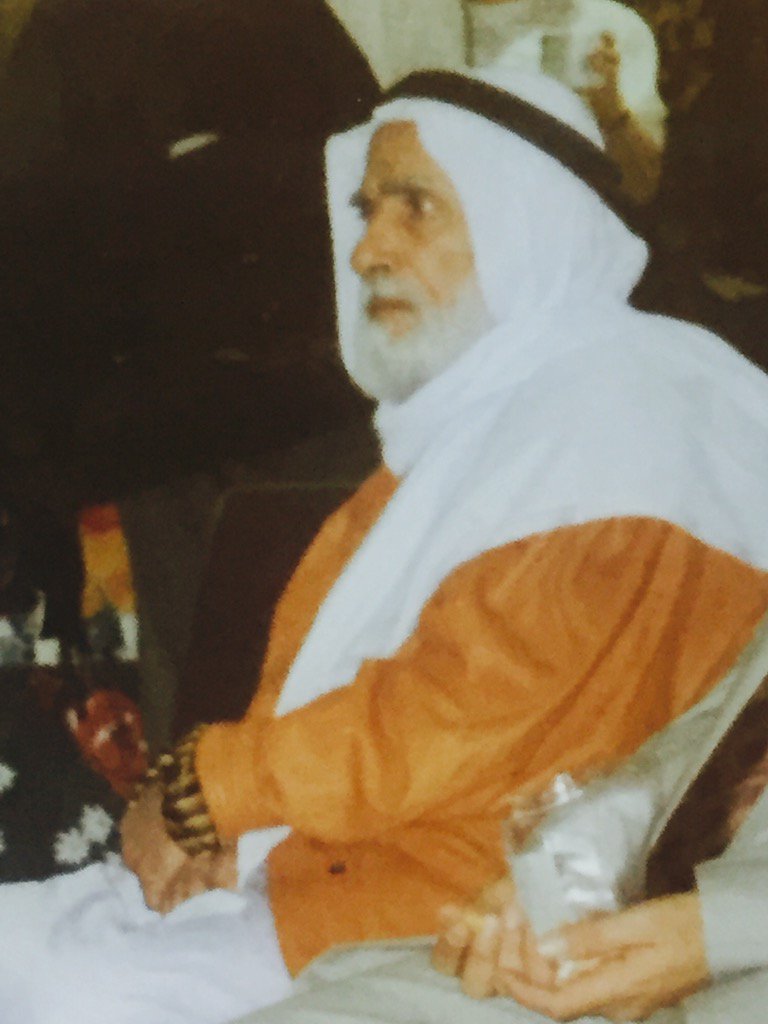 bntnaaf's tweet photo. اللهم إجعلة في عليين وحرم وجهه عن النار
الشيخ عيضه بالحريز بن طناف
#شيخ_قبيلة_المناهيل
 #العشر_الاواخر_من_رمضان https://t.co/tUF6bPzJys