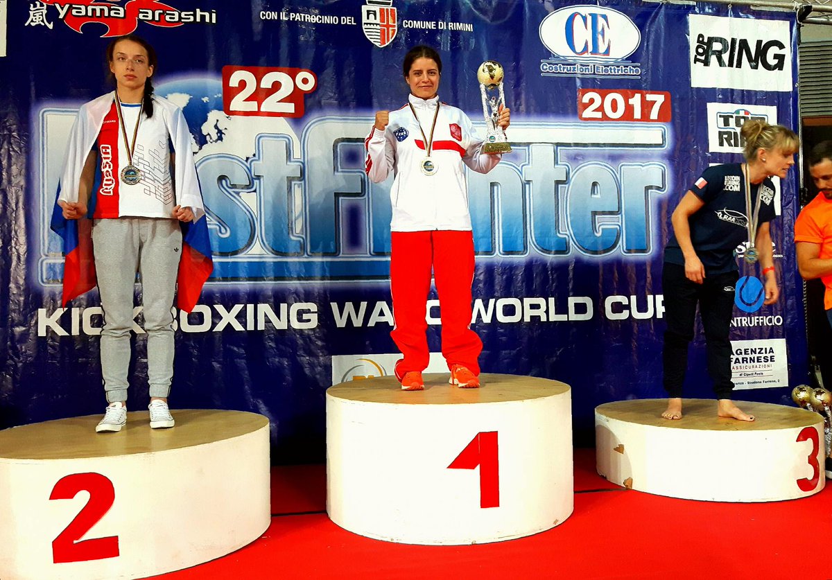 FightLadies's tweet photo. Małgorzata Dymus ze złotem na Bestfighter WAKO 2017. Gratulujemy!!! 🔥
https://t.co/vijPeWZpwW
#LFNTeam @FightLadies https://t.co/JFJhAEzuCH