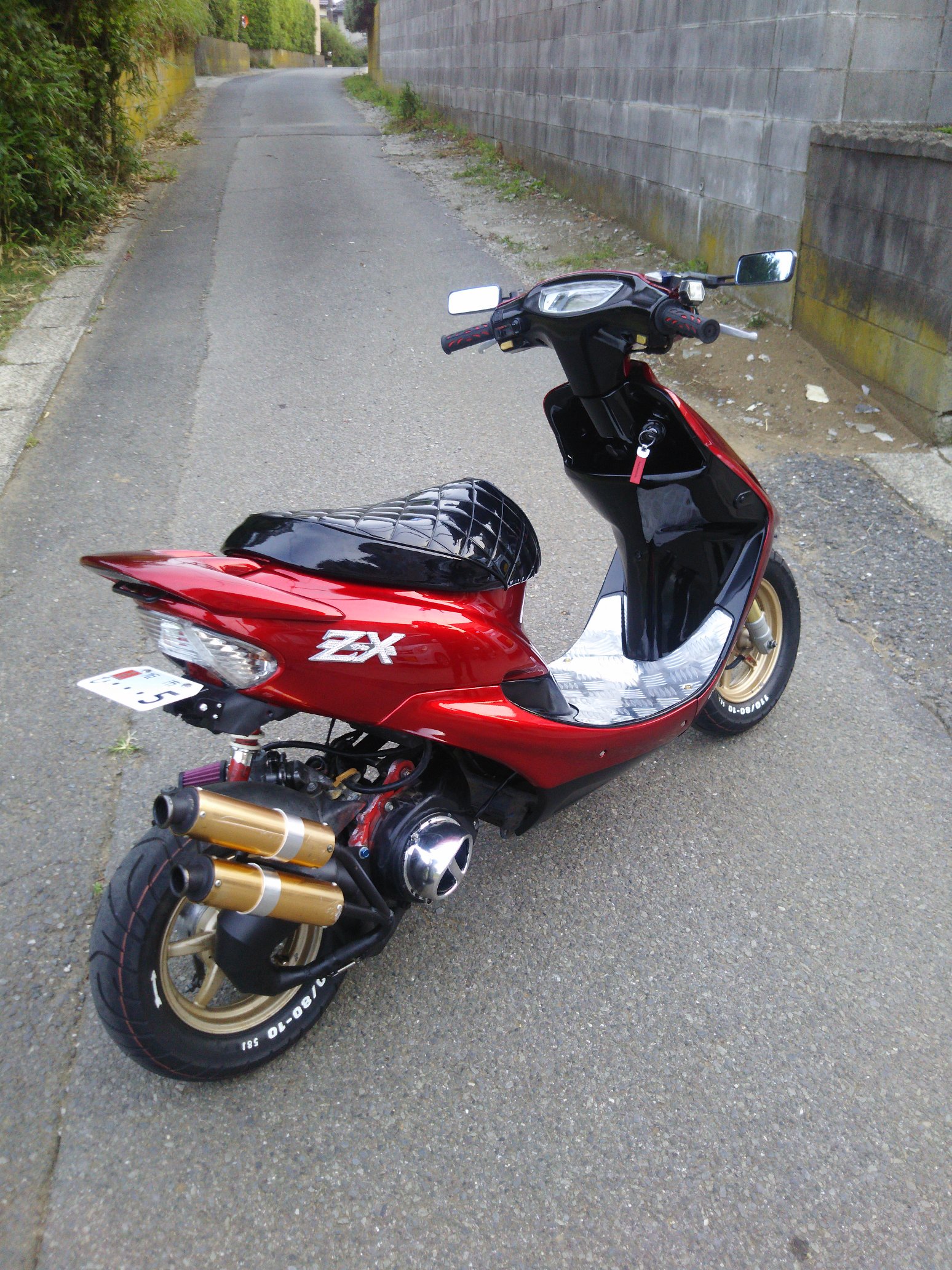 ホンダ（HONDA）2000年 Live Dio ZX スケルトン・特別・限定仕様