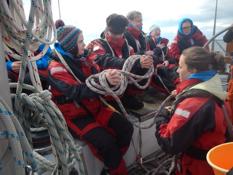 FleetMultimodal's tweet photo. 10 Teesside school students experience ocean life thanks to @PDPorts and #CasperShipping sponsored @hightidetees https://t.co/yW6ZQWLS7t https://t.co/T5Pag8a0zi