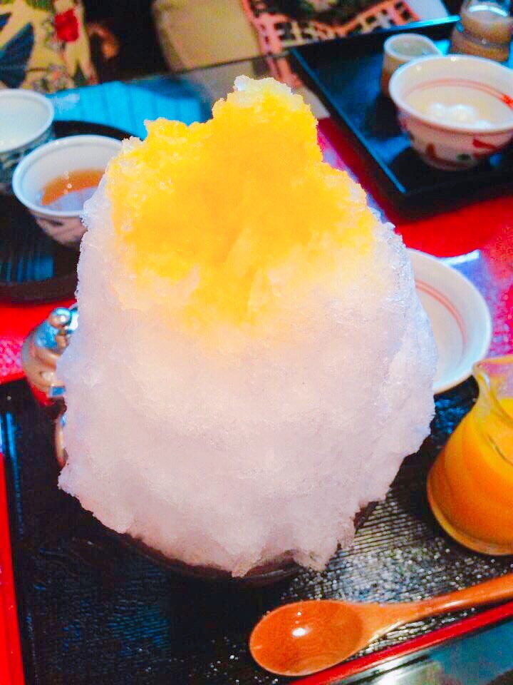 tomates_japan's tweet photo. Don't you want to have some Kakigori? #kakigori #japanesedesert #japan #desert #summer https://t.co/UMP0Zg48I3