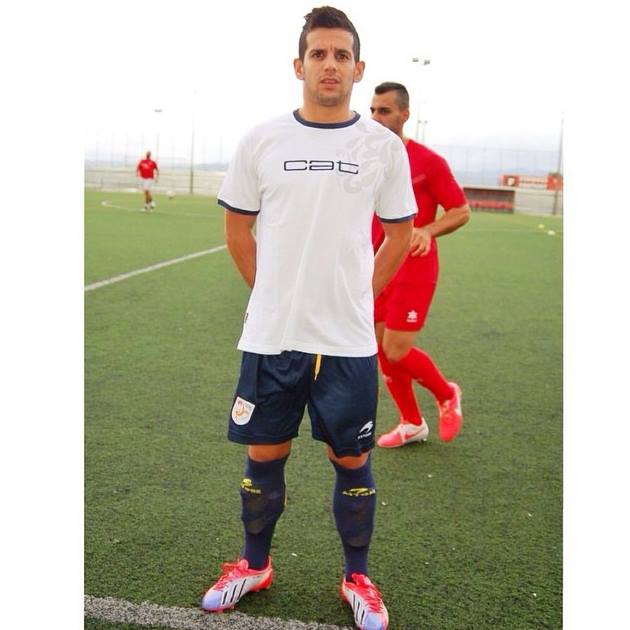palamoscf's tweet photo. Ja tenim el primer fixatge de la temporada 17-18. Marc Vilà Carreras @MaRcViLaC_7 torna al Degà després d'haver jugat a @UELaJonquera https://t.co/WSxRnXYKTD