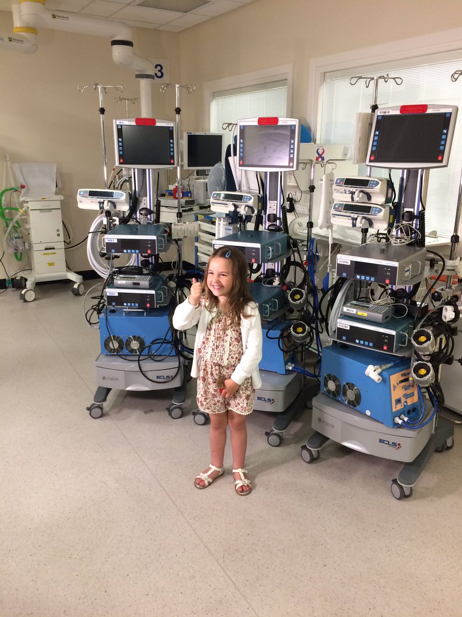 Willow &amp; her parents raised £32k for a new ECMO machine  at Glenfield, which has been named after her thanks to <a href="/Heart_Link1/">Heart Link Glenfield</a>