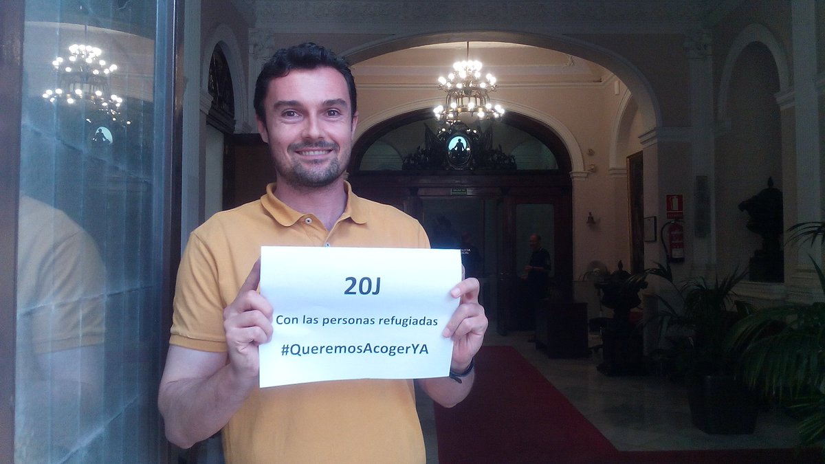 martinvilap's tweet photo. Esta tarde estaré a las 19:30 en San Juan de Dios, junto a la @APDHACadiz y más de 70 organizaciones y colectivos #QueremosAcogerYA
¡Acude! https://t.co/7c0IqrG4fX