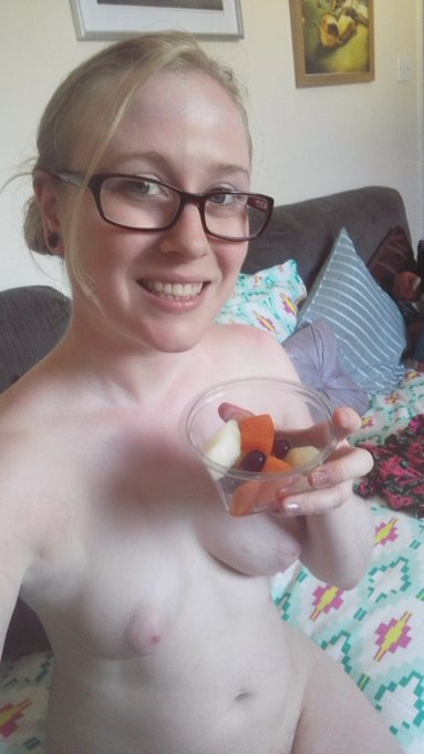 Having a quick nude snack between @abbywinters Playdates. You can catch me on Private Playdate from 11<a class="tags" target="_blank" title="On Twitter" href="/?out=eyJ0eXAiOiJKV1QiLCJhbGciOiJIUzUxMiJ9.eyJpYXQiOjE3MjcyNTg0NjksImlzcyI6InR3cG9ybnN0YXJzLmNvbSIsIm5iZiI6MTcyNzI1ODQ2OSwiZXhwIjoxNzU4Nzk0NDY5LCJyZWRpcmVjdF91cmwiOiJodHRwczovL3R3aXR0ZXIuY29tL2FiYnl3aW50ZXJzIn0._9WpYhvOtOLdycQeYK8yaDvptq927e7baRenHH6OuzVdB3f4DAnwvwLqngKXVPWwaXWkv40hbAoDswdfk-HIIg">@abbywinters</a><a href="/tag/bts"class="tags"><span>#bts</span></a>