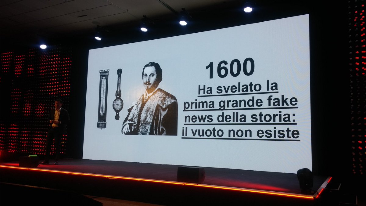 andreacreativo's tweet photo. Dalla scoperta del vuoto, alla matita moderna alle altre innovazioni italiane... tra cui il simbolo @ 
@massimosideri a #FujitsuWorldTour https://t.co/dhGGiMh214
