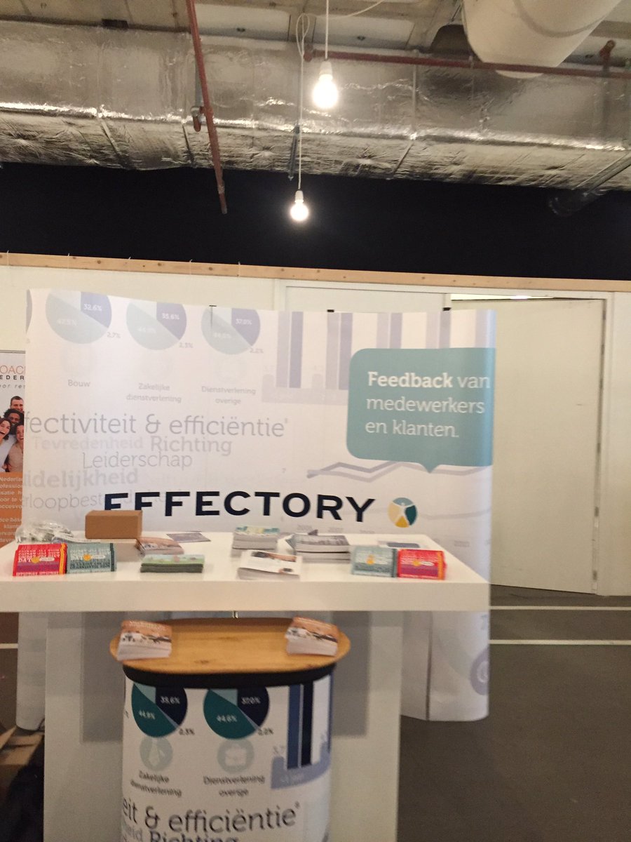 HRcommunity's tweet photo. Een greep uit de standhouders van vandaag! En wat hebben ze allemaal mooie banners.. ;-) #HRTechEvent #bannerevent https://t.co/rXJ12aGbKP