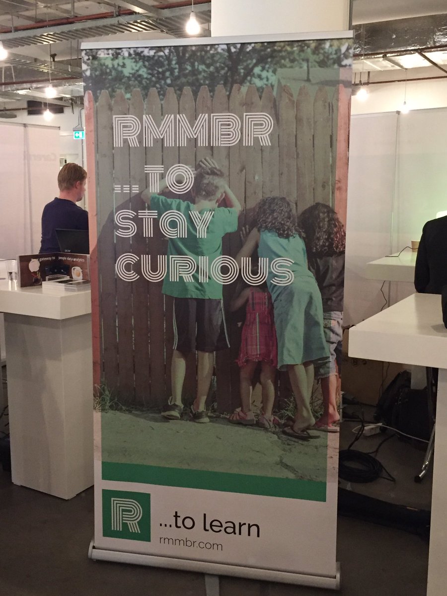 HRcommunity's tweet photo. Een greep uit de standhouders van vandaag! En wat hebben ze allemaal mooie banners.. ;-) #HRTechEvent #bannerevent https://t.co/rXJ12aGbKP