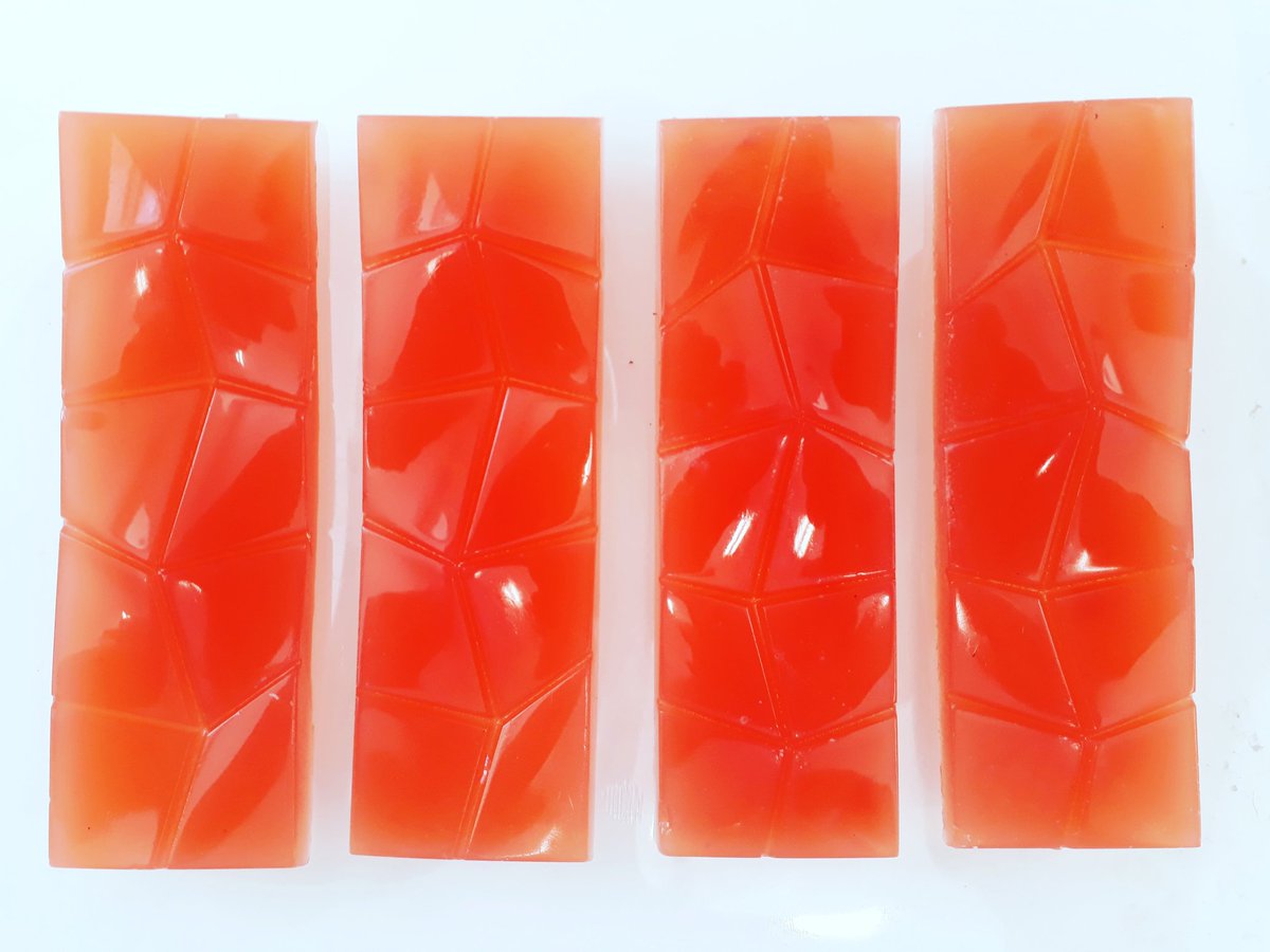 GenoiseJoe's tweet photo. Set strawberry consomme bars! #Strawberries #consomme https://t.co/r2f7wsWT2Q